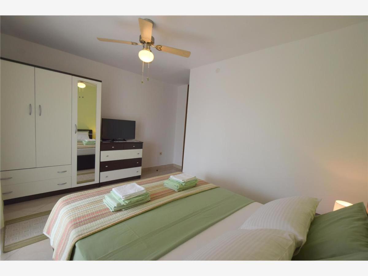 Apartments Rendulic Malinska Extérieur photo