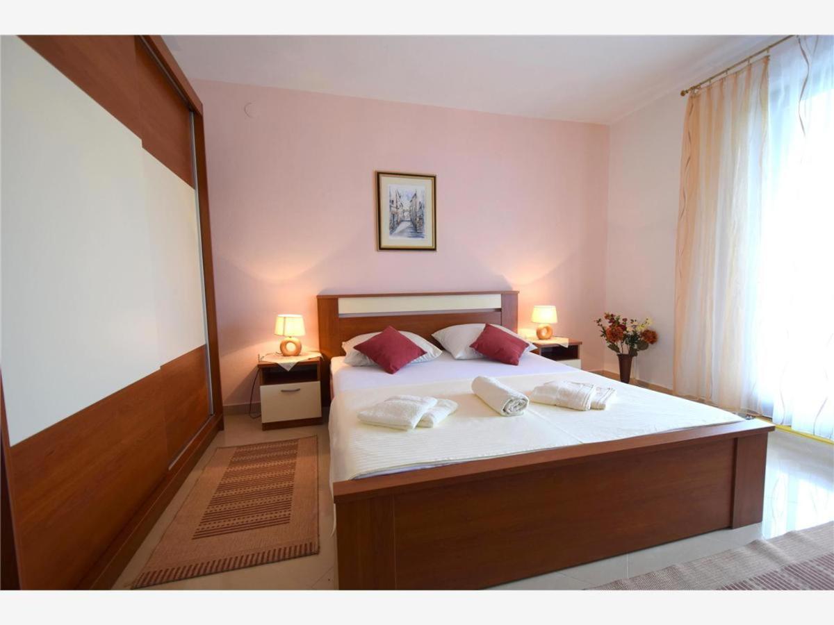 Apartments Rendulic Malinska Extérieur photo