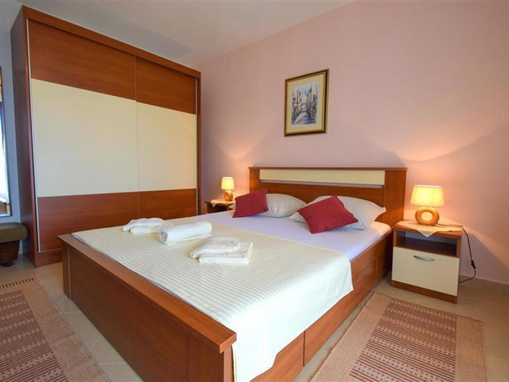 Apartments Rendulic Malinska Extérieur photo